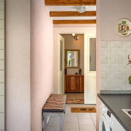 Beautiful Gf25 With Pool In Villa