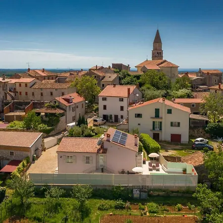 Beautiful Gf25 With Pool In Višnjan