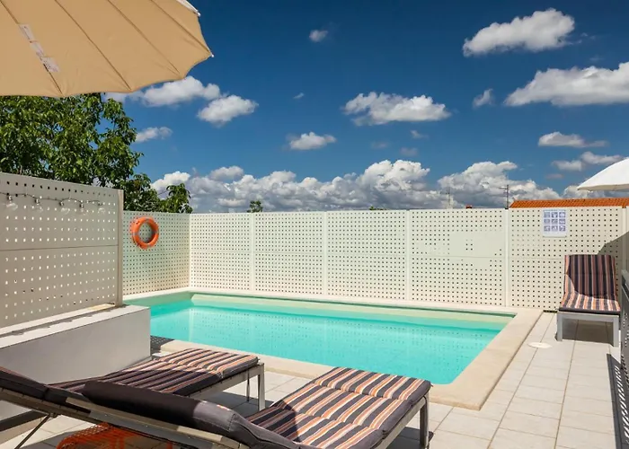 Beautiful Gf25 With Pool In Visnjan
