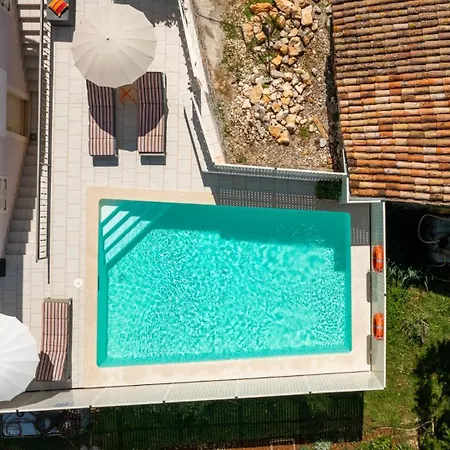 Beautiful Gf25 With Pool In Višnjan